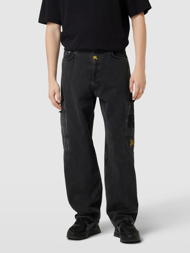 Super Baggy Fit Jeans mit aufgesetzten Taschen in schwarz