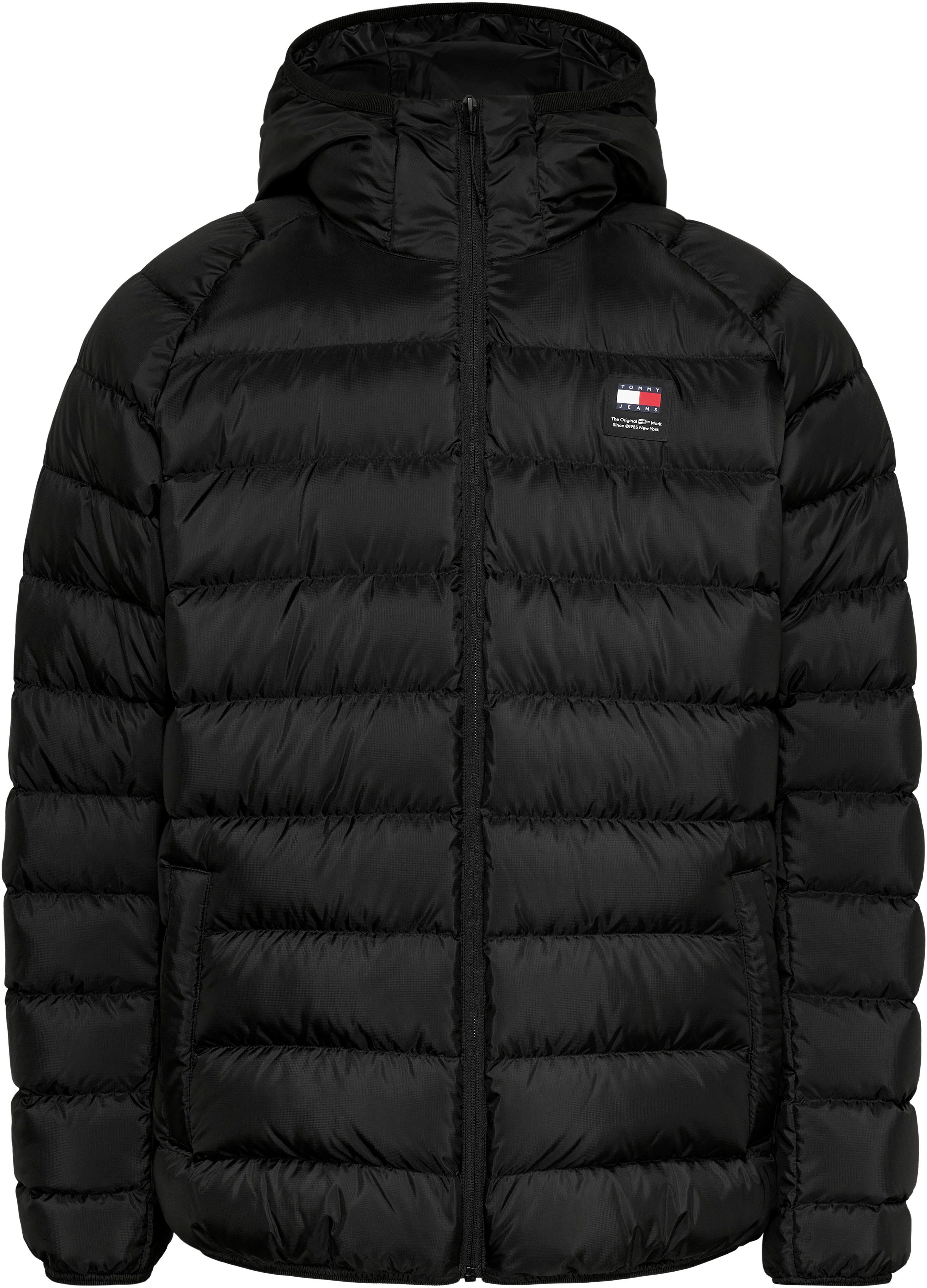 Tommy Jeans Daunenjacke TJM HOODED LT DOWN JACKET EXT mit Kapuze und integriertem Stehkragen