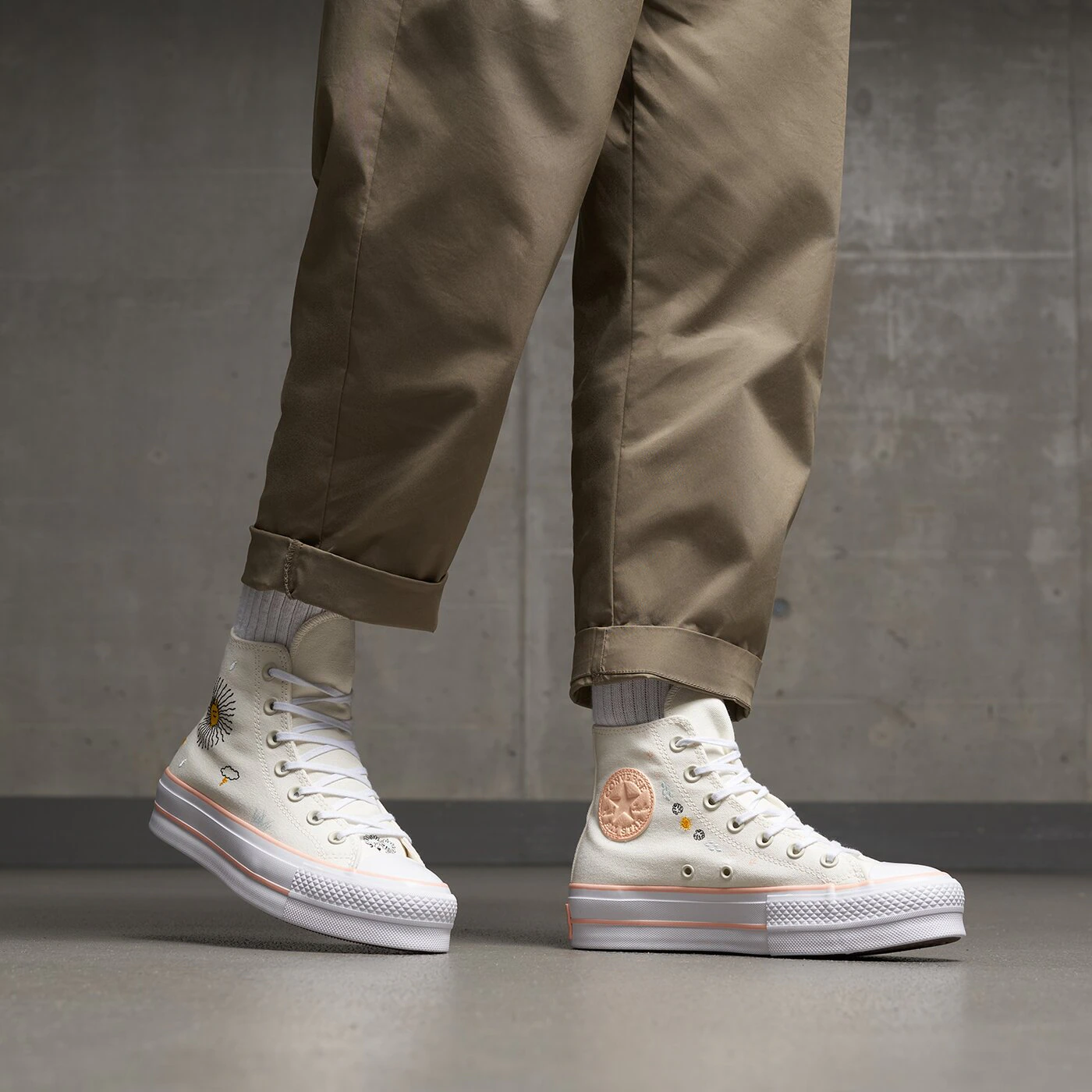 CONVERSE CHUCK TAYLOR ALL STAR LIFT Weiß