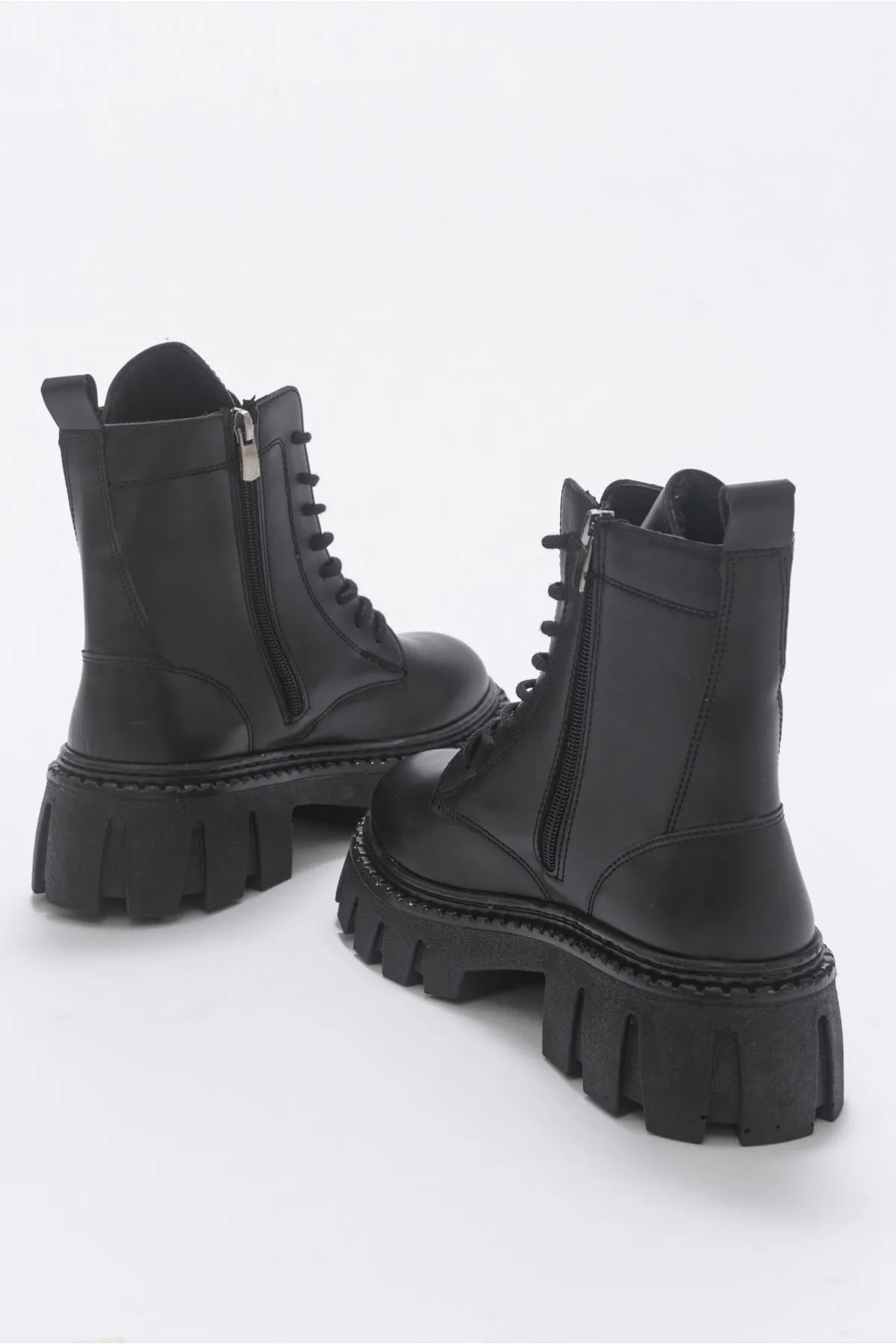 LuviShoes  Tool Schwarze Damenstiefel