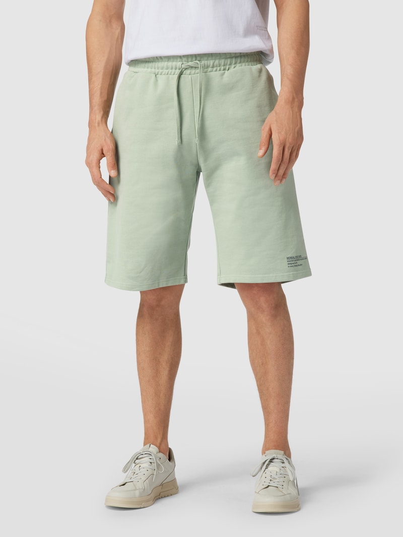 Sweatshorts mit Label-Print in lindgrün
