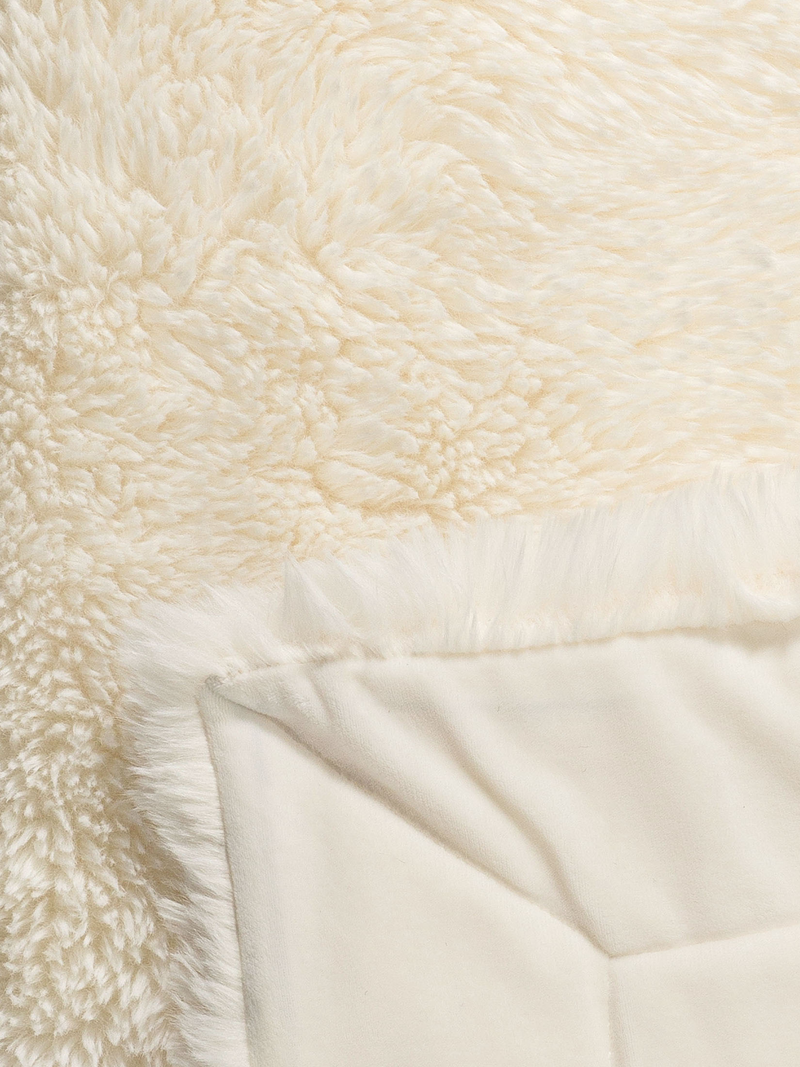 Fluffy Decke, Offwhite