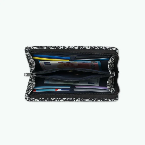 Large Catane black and white wallet