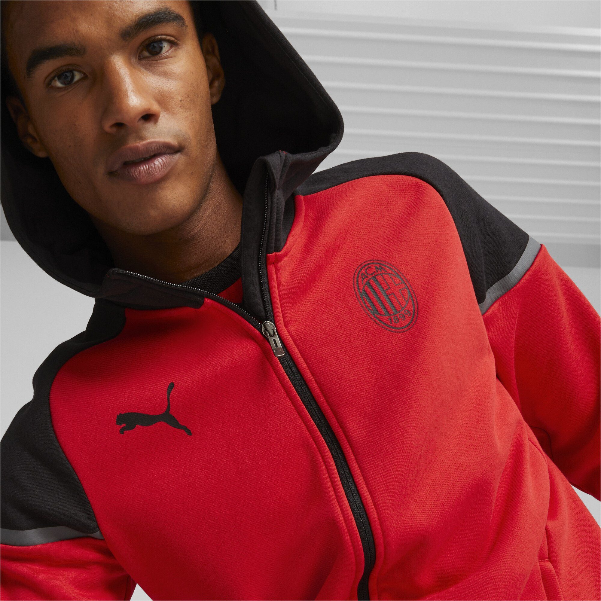 PUMA Trainingsjacke AC Milan Football Casuals Kapuzenjacke Herren