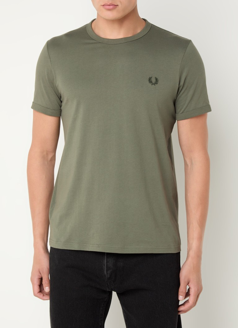 Fred Perry Ringer T-krekls ar viršu rakstu un izšuvumu no logotipa