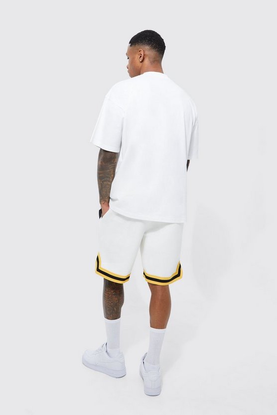Oversize Ofcl Basketball T-Shirt und Shorts