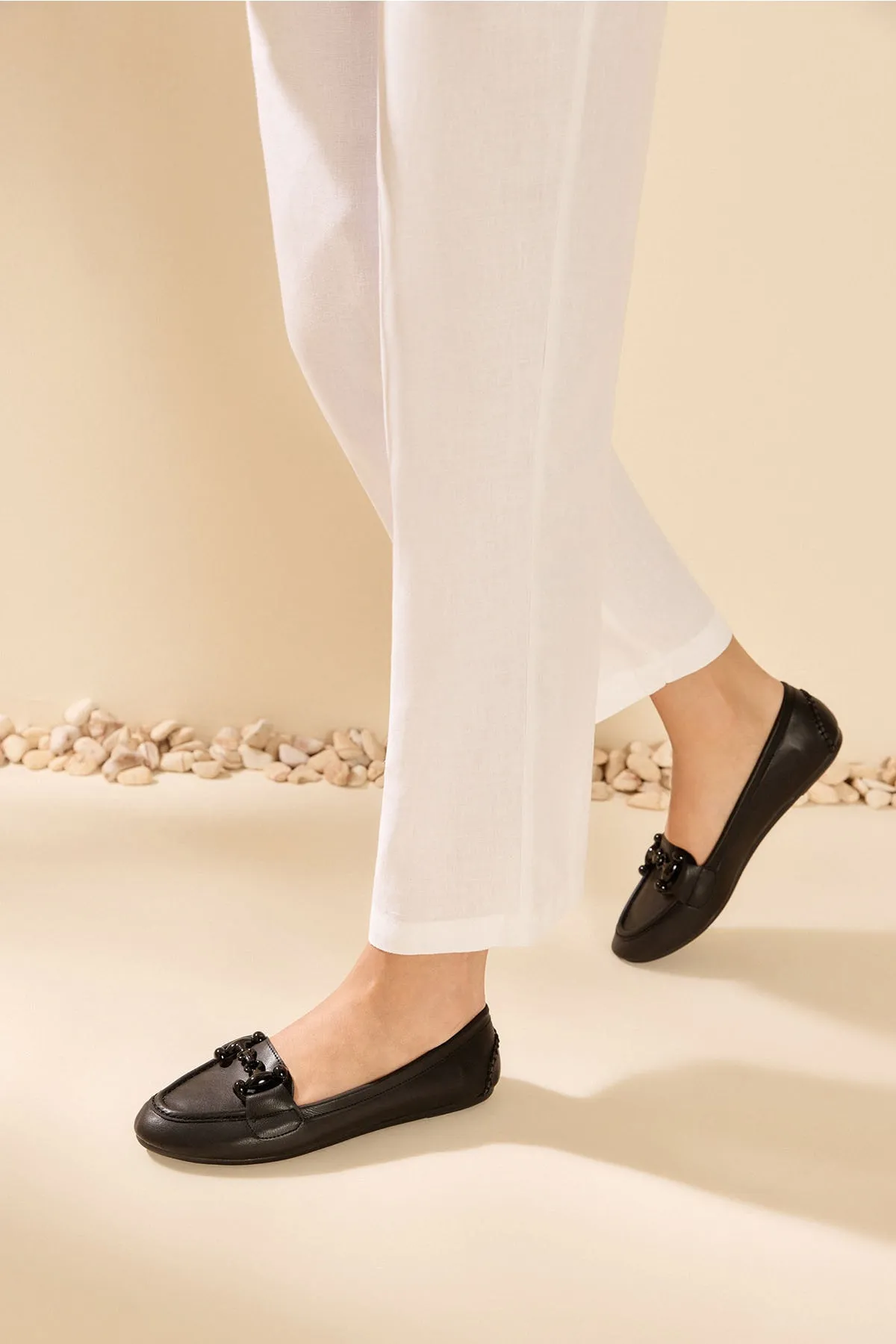 Yaya by Hotiç  Schwarze Loafer-Schuhe für Damen 01AYY263460A100