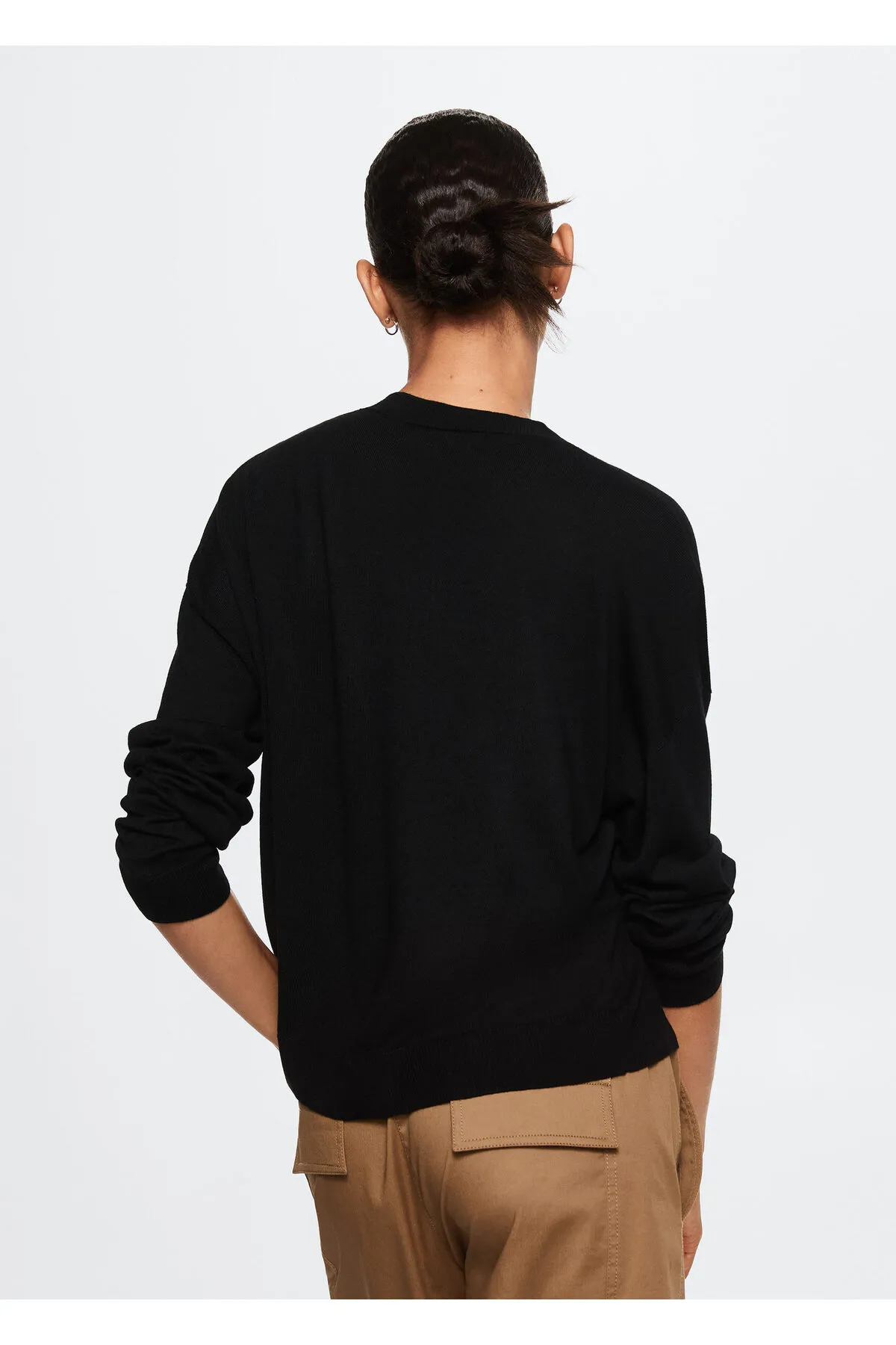 MANGO  Schwarze Damen-Strickjacke 37063834