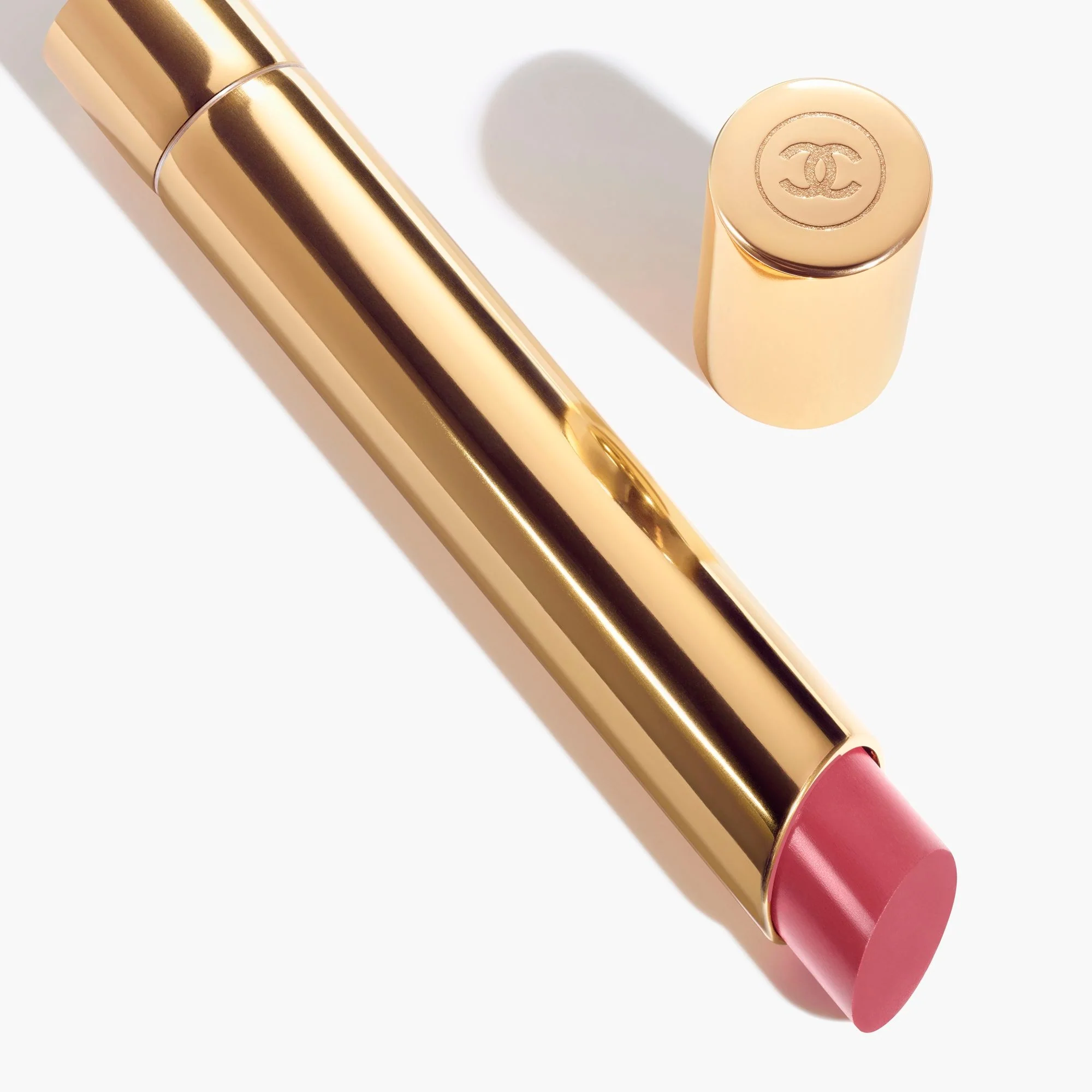 ROUGE ALLURE L'EXTRAIT - REUMPLERE - RUJ DE INTENSITATE ÎNALTĂ CU EXTRACT UȘOR ȘI TRATAMENT
