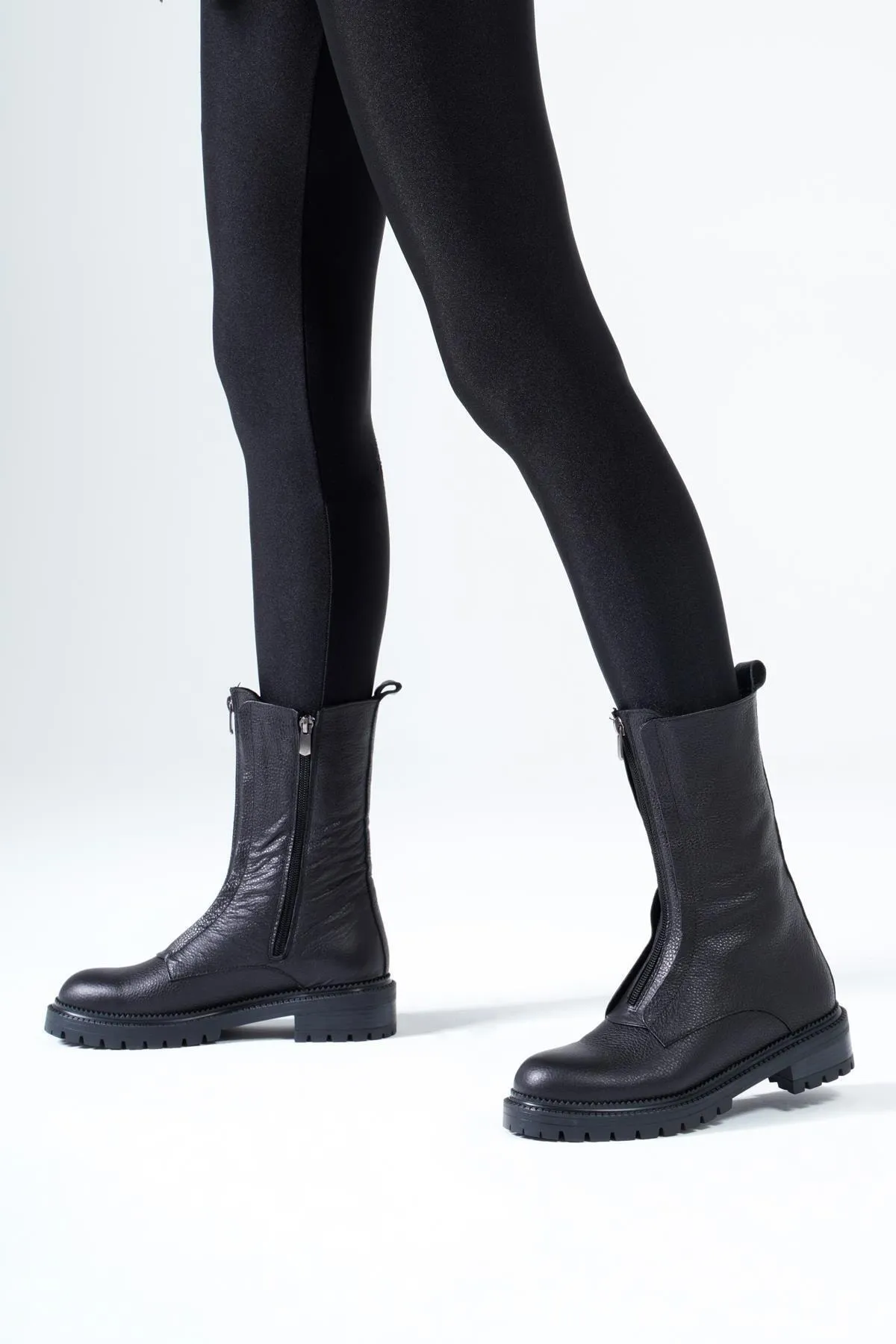 CZ London  Damenstiefel aus echtem Leder mit Reißverschluss vorne und gezackter Sohle für den Winter