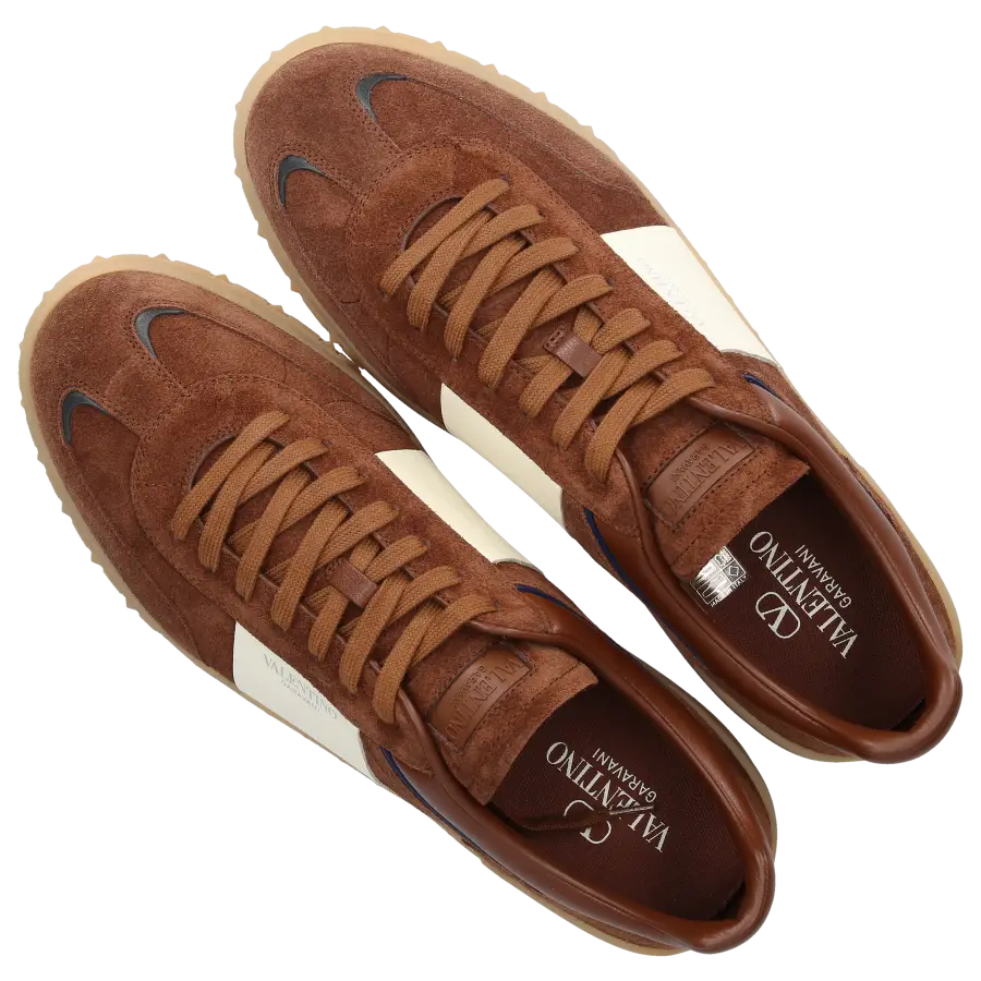 Valentino Garavani - Sneaker low UPVILLAGE Veloursleder - braun