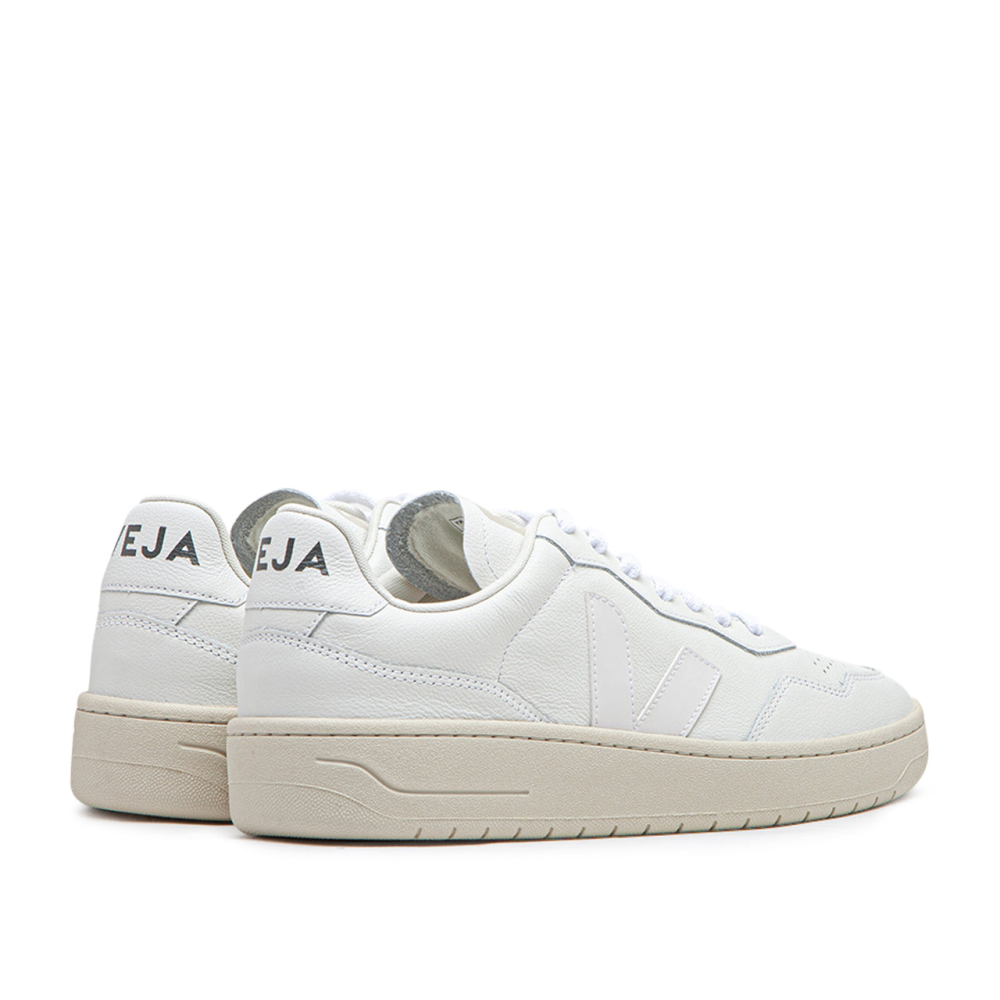 VEJA V 90 Leather VD2003380B / weiss