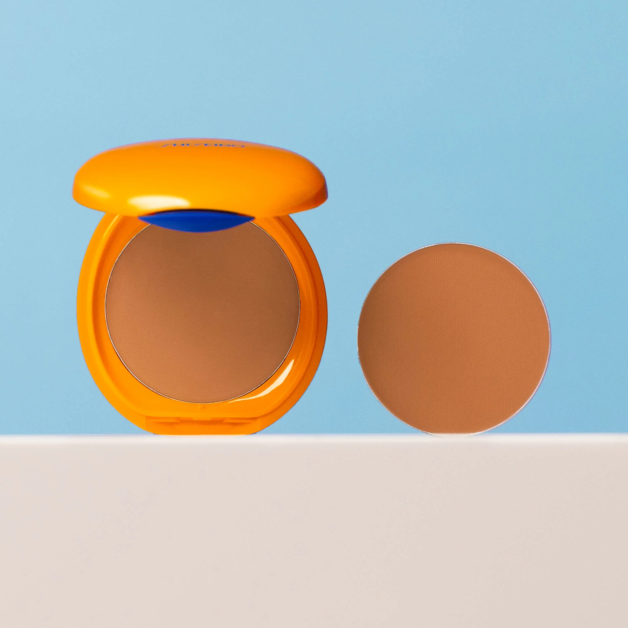 Recharge Solari Bronzage Compact SPF10 - Crème solaire visage, fond de teint compact, fond de teint crème