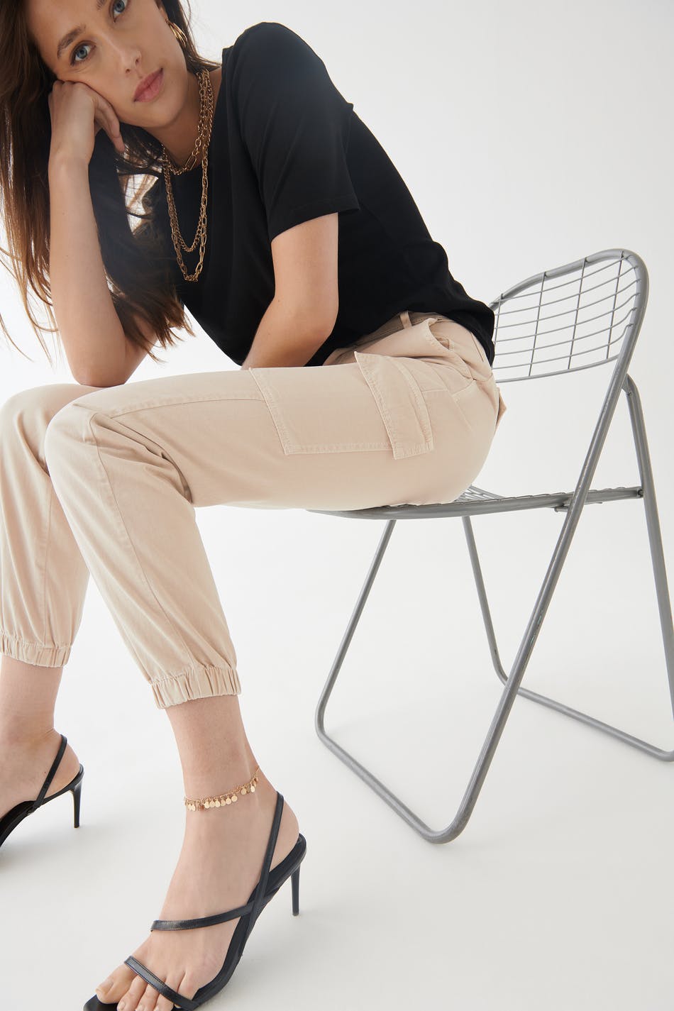 Hi-waist cargo pants