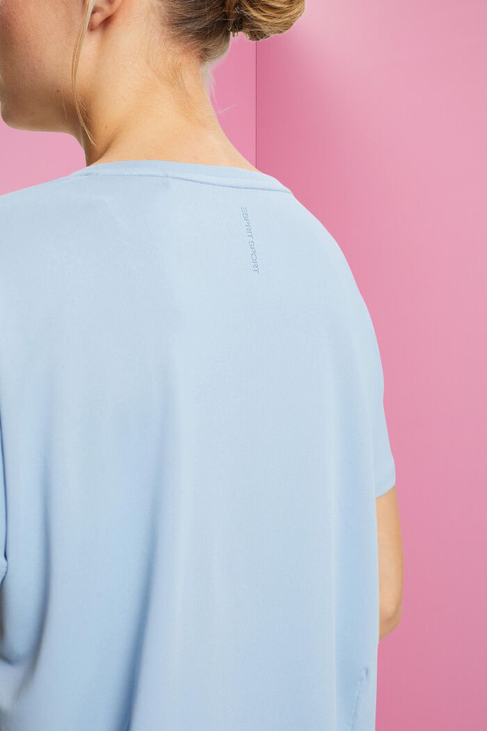 Active-T-Shirt mit V-Ausschnitt und E-DRY