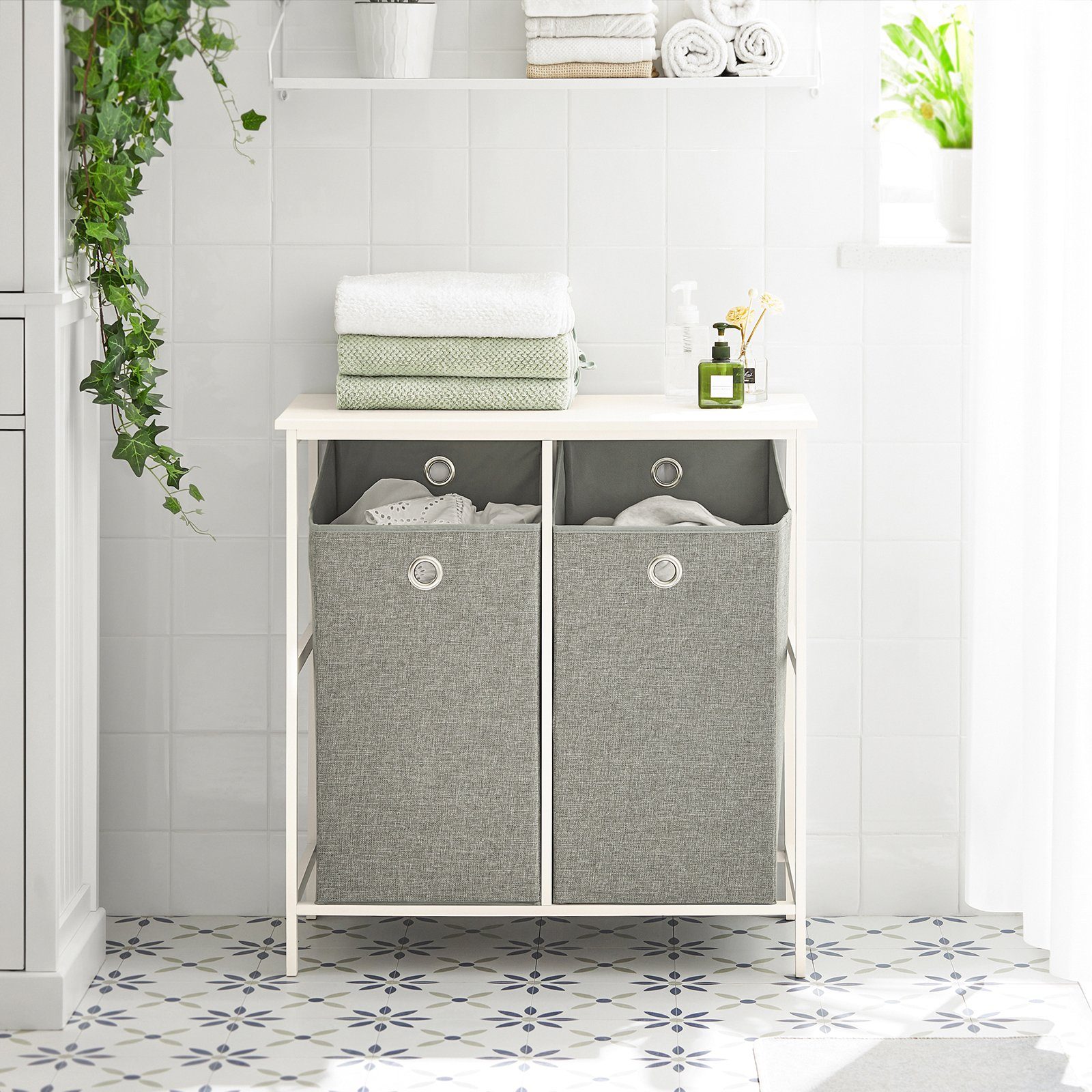SoBuy Wäscheschrank BZR57 mit 2 abnehmbaren Wäschesäcken Wäschetruhe Wäschesammler Badschrank