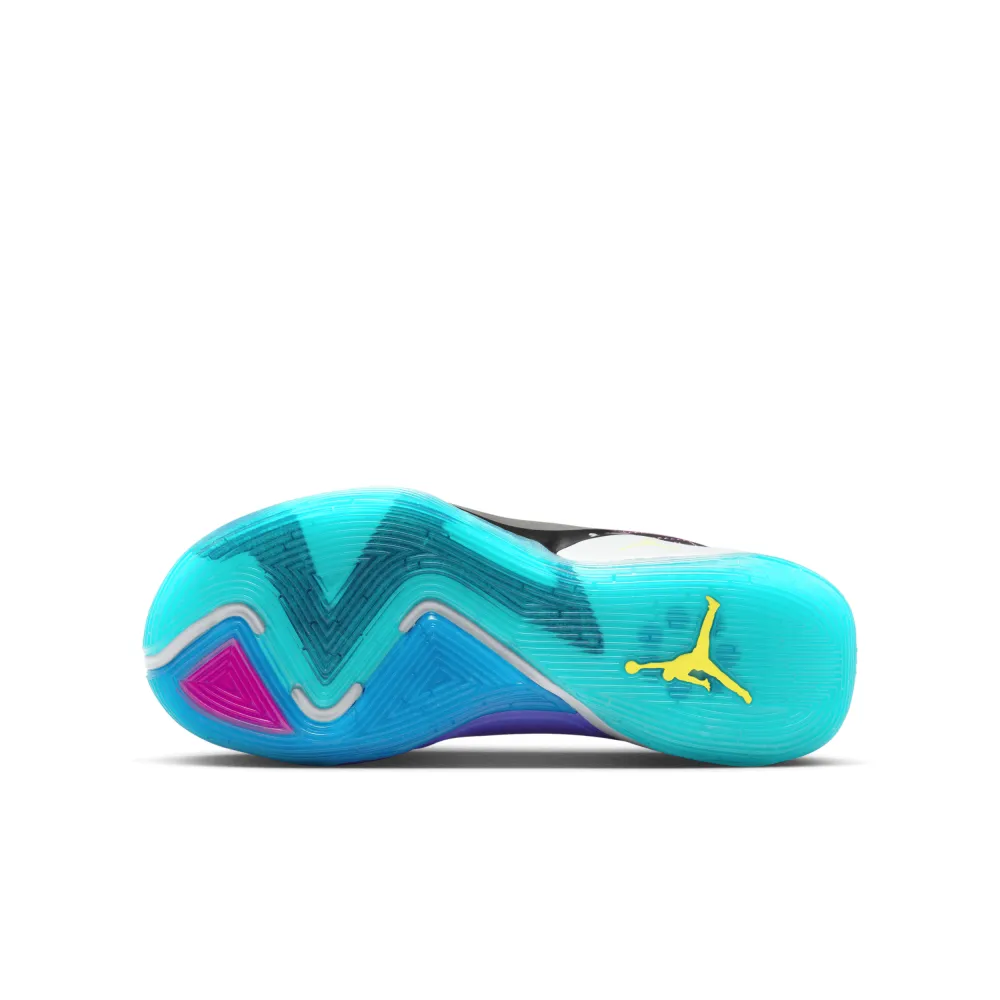 NIKE JORDAN Luka 2 DZ3498-007 / grau
