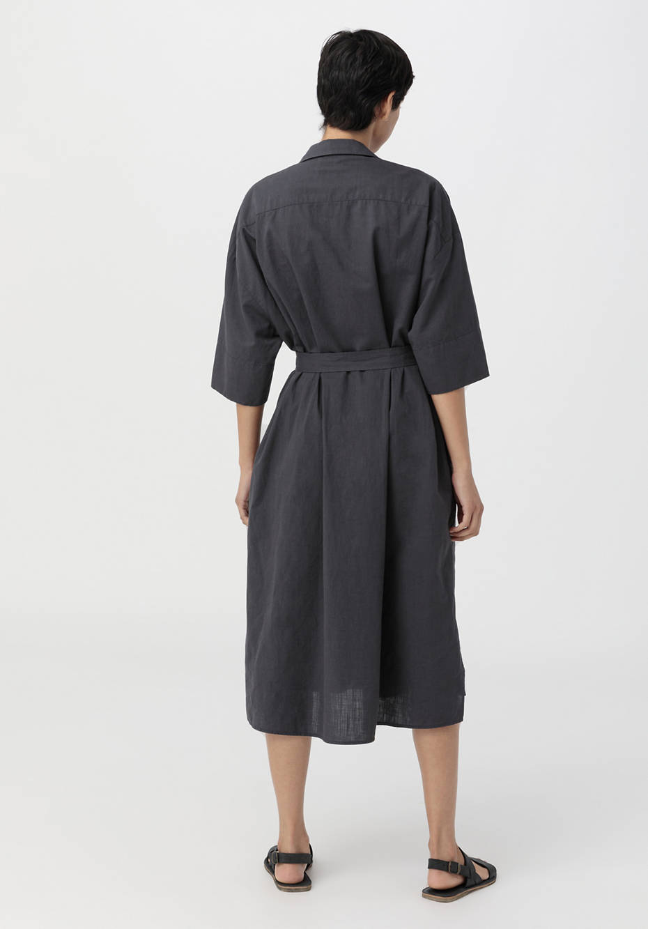 Hemdblusen-Kleid aus Bio-Baumwolle mit Leinen