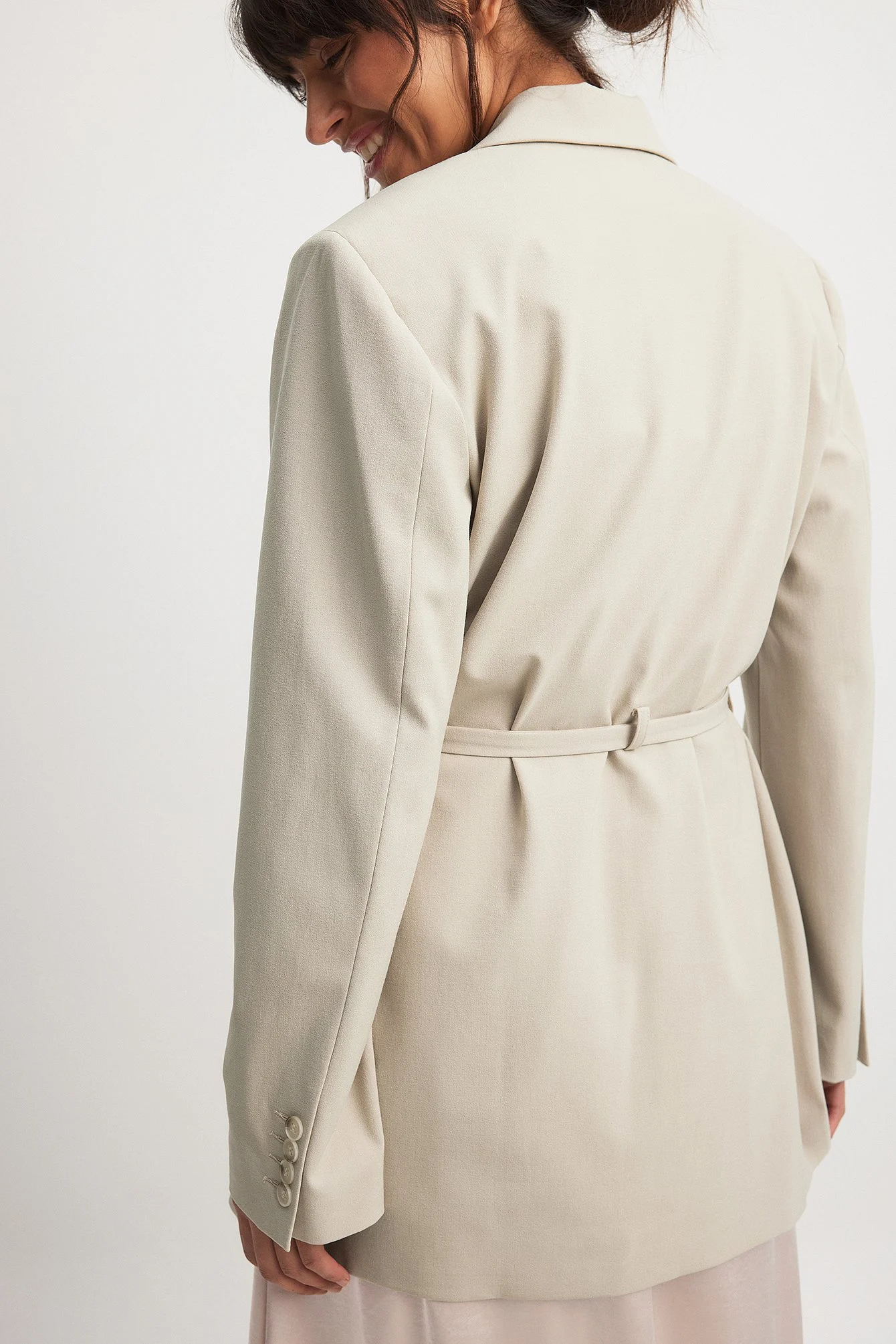 Taillierter Blazer mit Gürtel