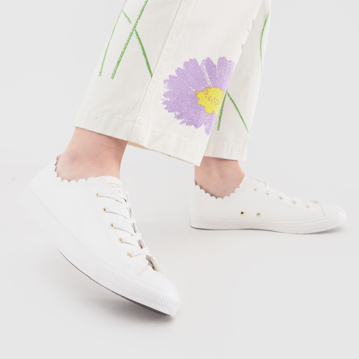 Converse All Star – Vita, eleganta oxsneakers