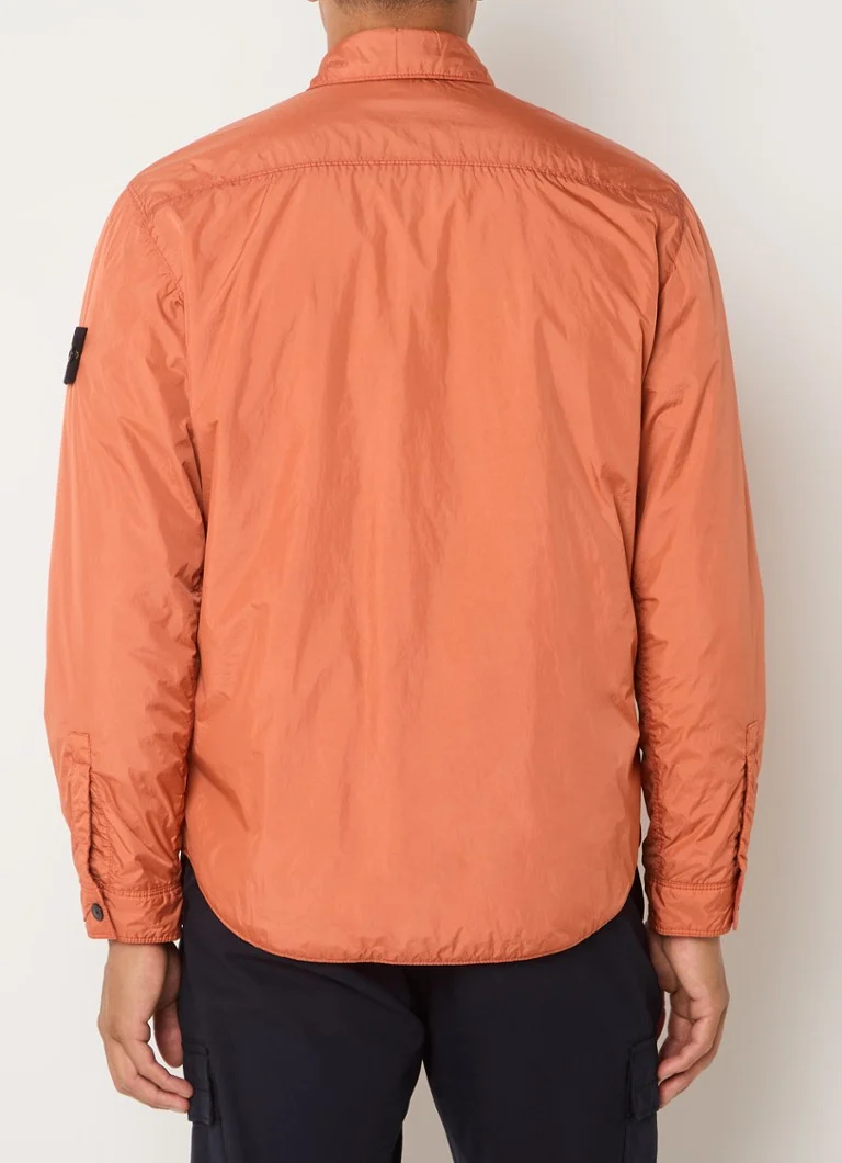 Stone Island Q0123 podstavljena jakna sa bočnim džepovima i logotipom