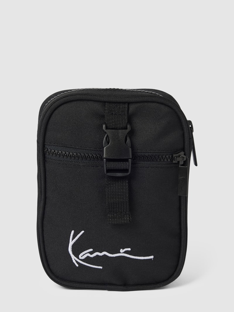 Crossbody Bag mit Label-Print in schwarz