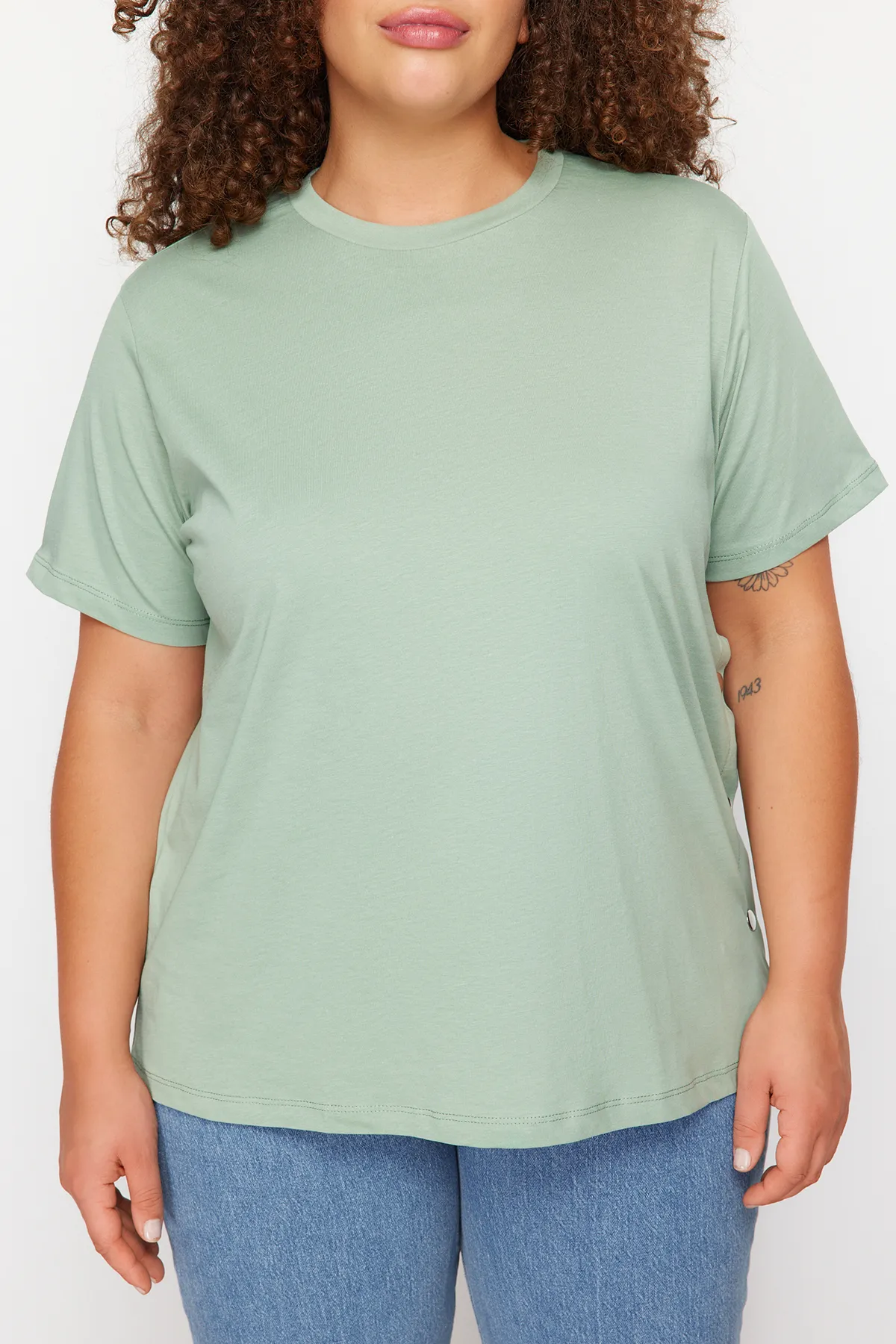 Trendyol Curve  Große Größen in T-Shirt - Grün - Boyfriend