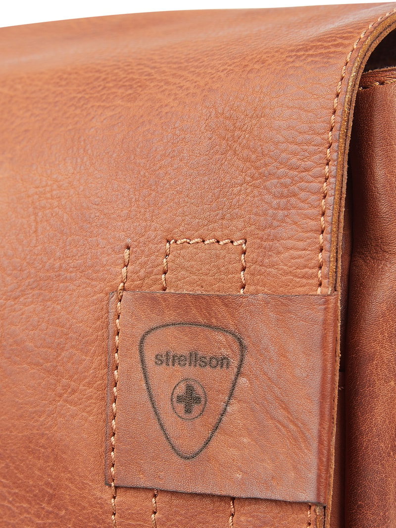 Messenger Bag aus Leder in cognac