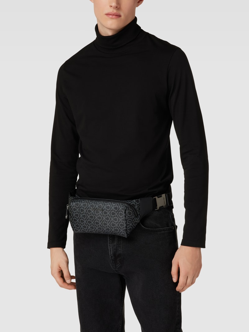 Bauchtasche mit Klickverschluss Modell 'MUST' in schwarz