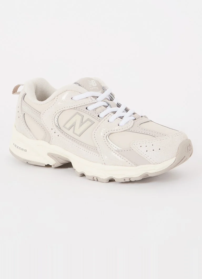 Baskets New Balance 530 avec détails en daim
