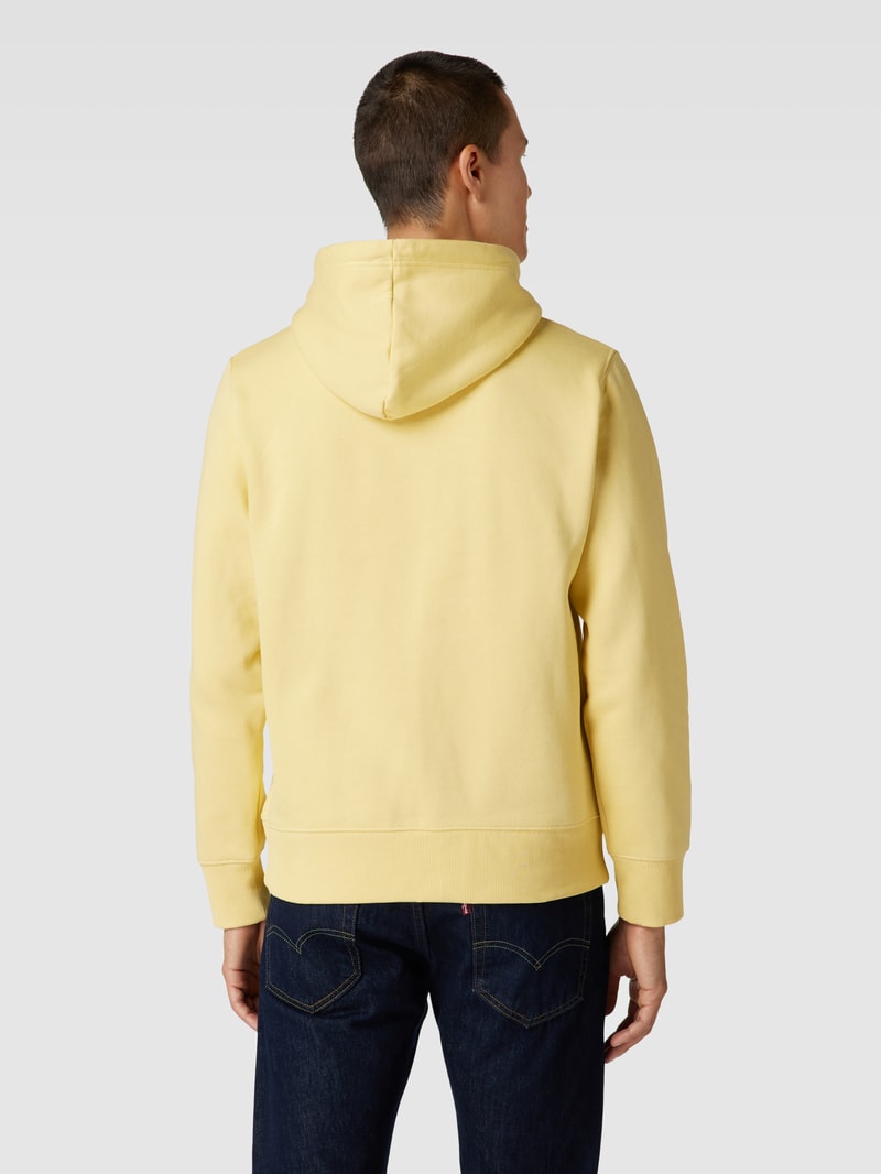 Hoodie mit Label-Print in hellgelb