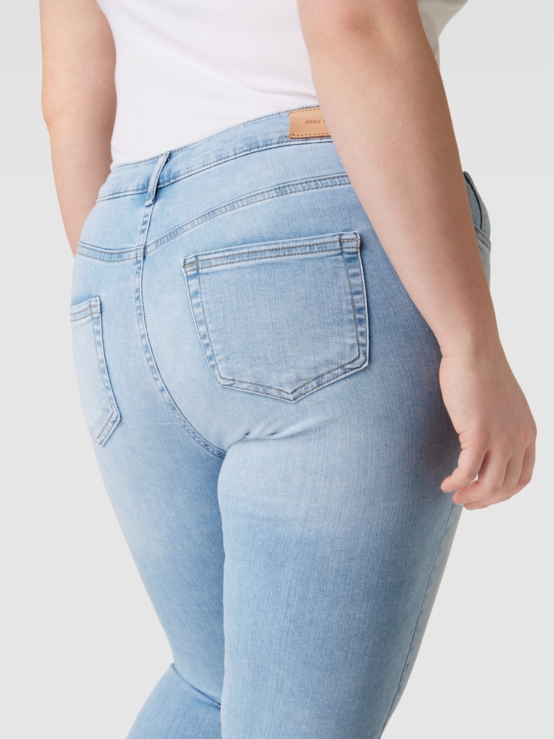PLUS SIZE Jeans mit Label-Details Modell 'CARWILLY' in hellblau