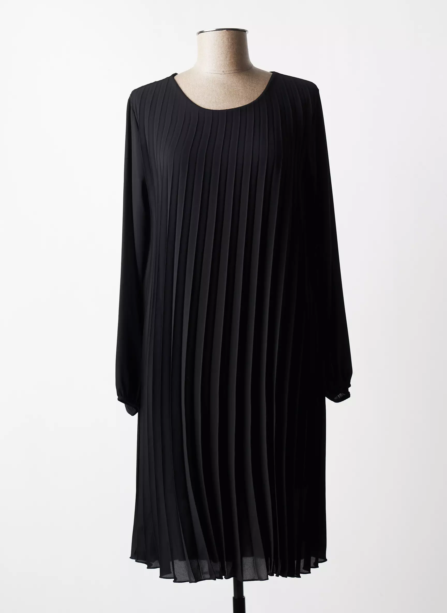 Quattro Robes Mi Longues Femme couleur noir