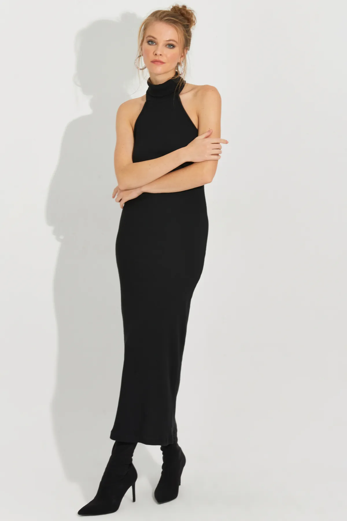 Cool & Sexy  Schwarzes, rückenfreies, ärmelloses Camisole-Maxikleid für Damen EY2589