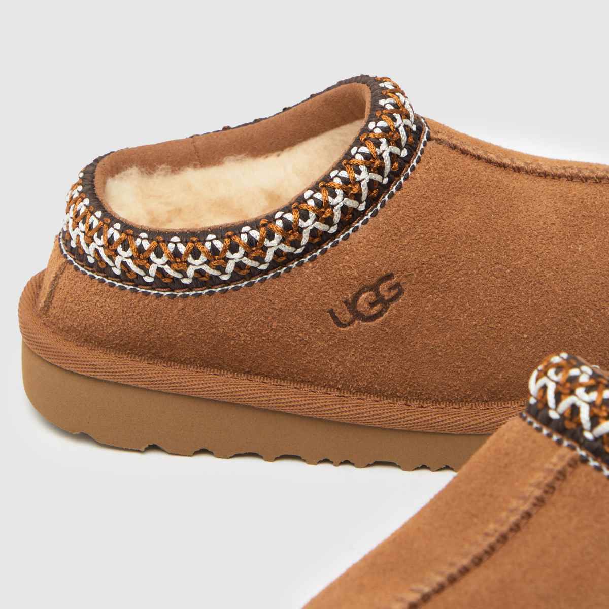 Dětské pantofle UGG kaštanové barvy Tasman II