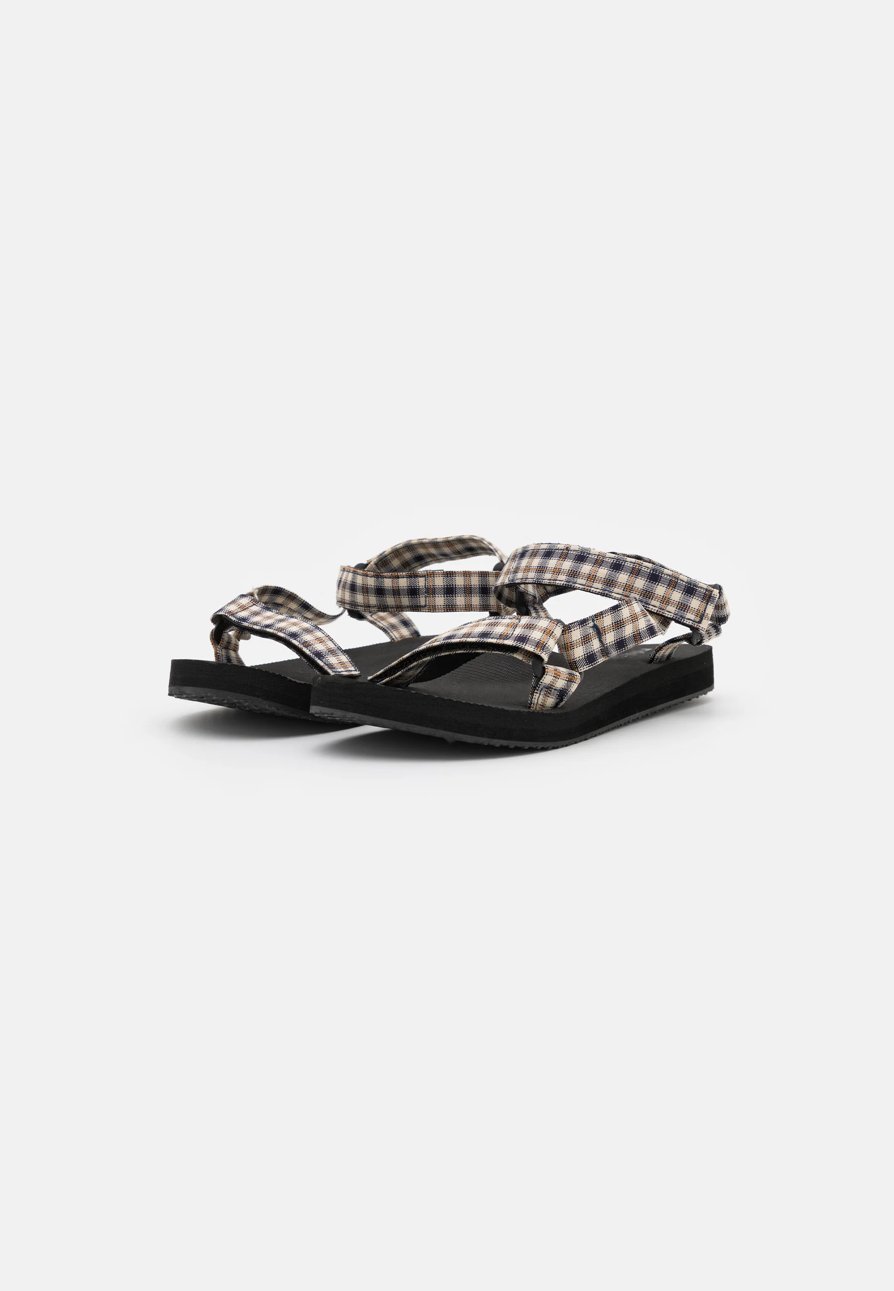 Zapatos Rubi de Cotton On STORMY SPORTY - Sandalias
