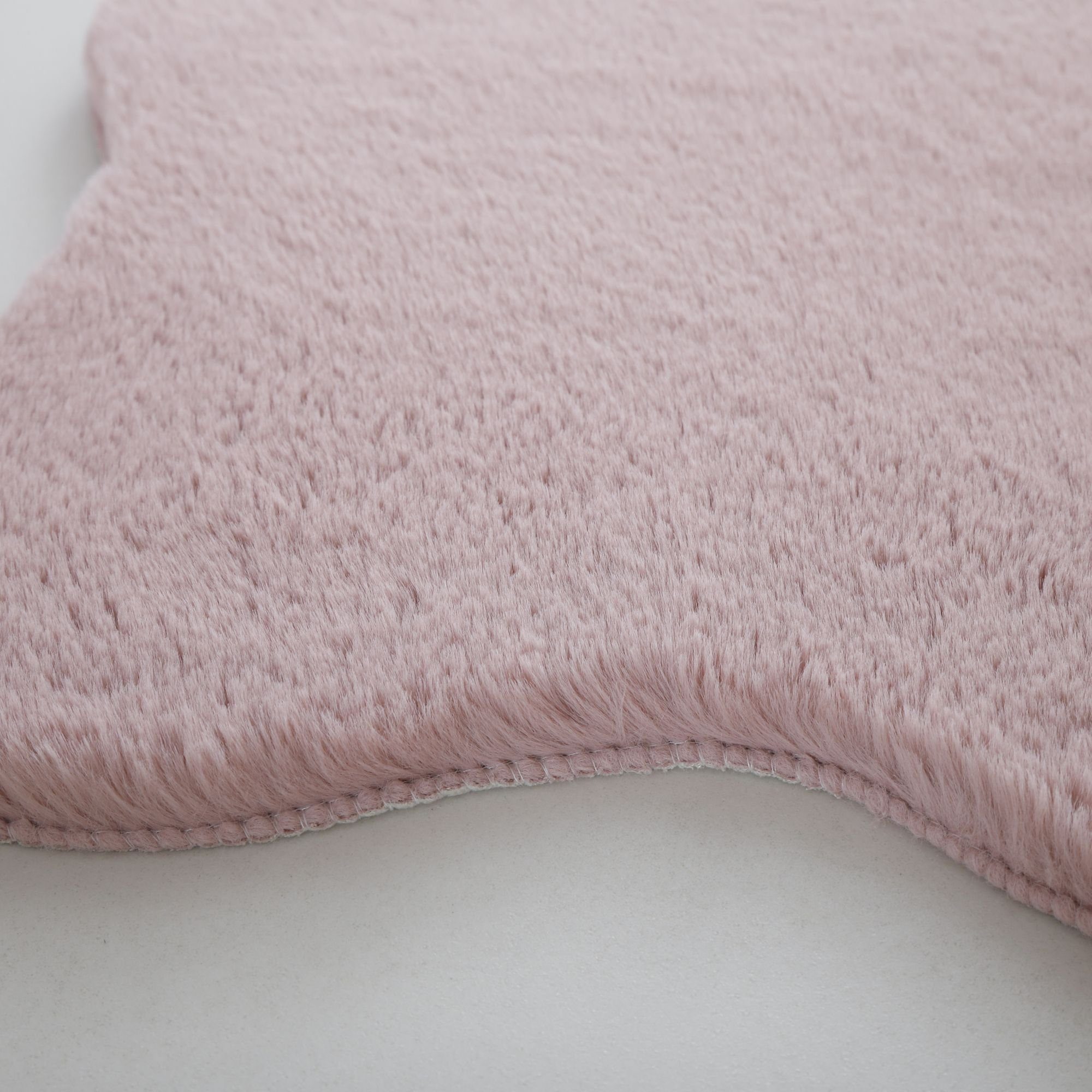 Fellteppich Schaffell imitat, Carpetsale24, Läufer, Höhe: 25 mm, Teppich Plüsch Einfarbig Schaffellform Kunstfell Kinderzimmer