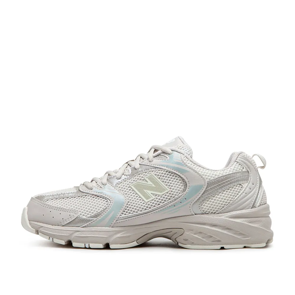 New Balance 530 MR530AA1 / weiss