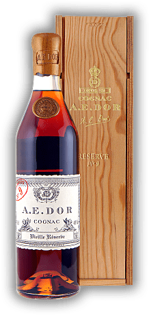 A.E. Dor Vieille Reserve No. 9 A.E. Dor Vieille Reserve No. 9 Eine außergewöhnliche Reserve von Herrn Denieul dem Firmengründer. 0,7	 Liter - Vol 40%