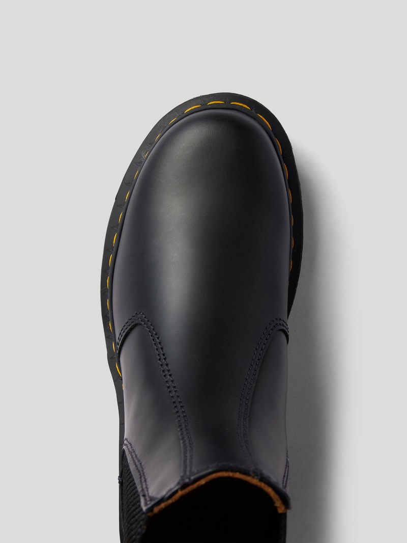 Chelsea Boots aus Leder Modell '2976' in schwarz