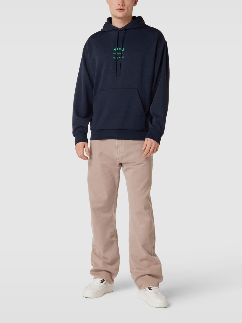 Hoodie mit Känguru-Tasche Modell 'Sly AJ' in marineblau