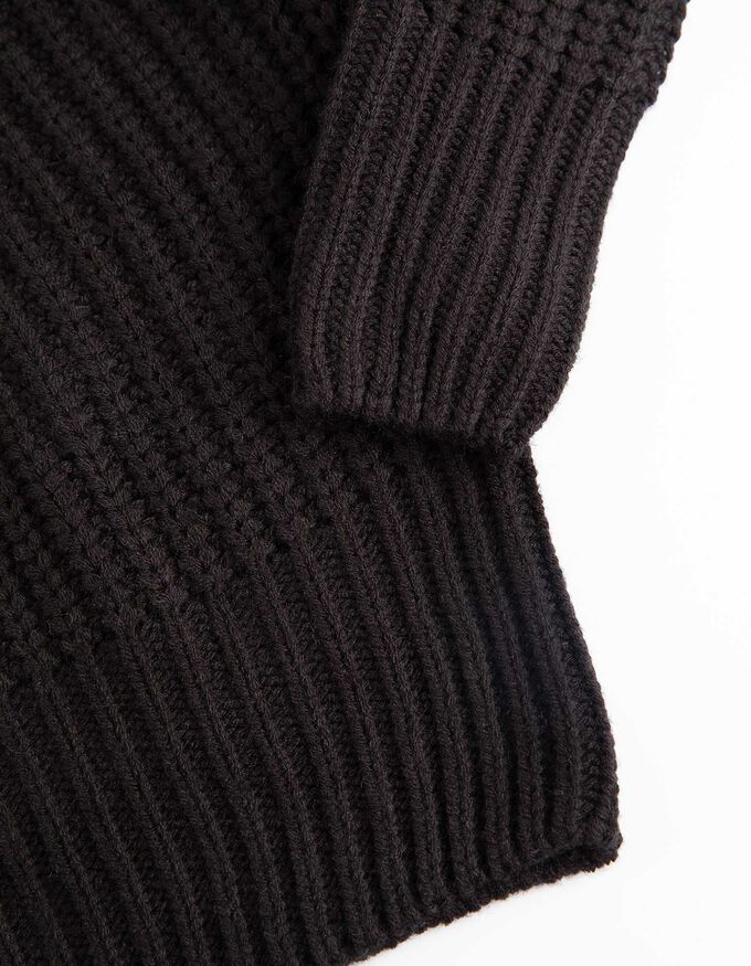Strickpullover - Überschnittene Schultern