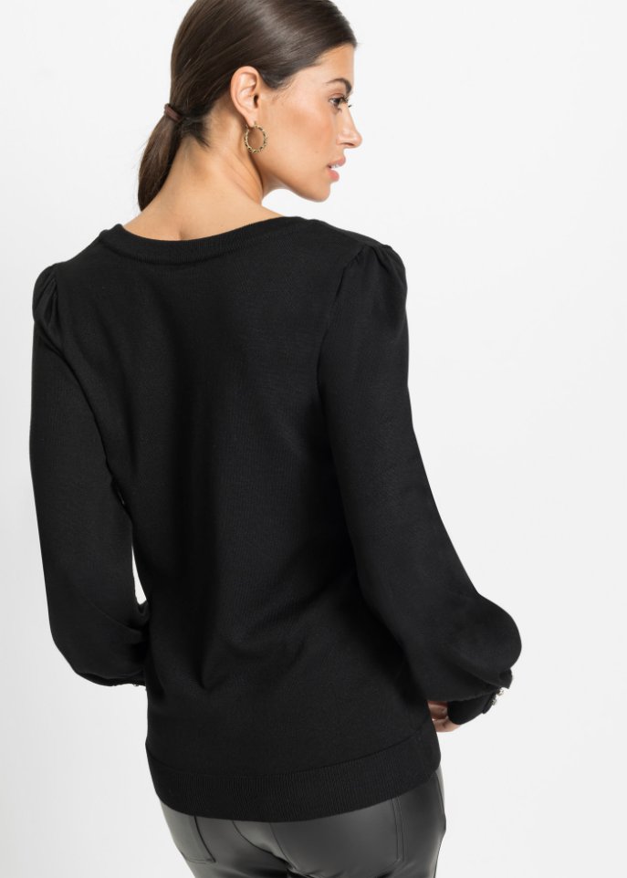 Pullover mit Schmuckknöpfen