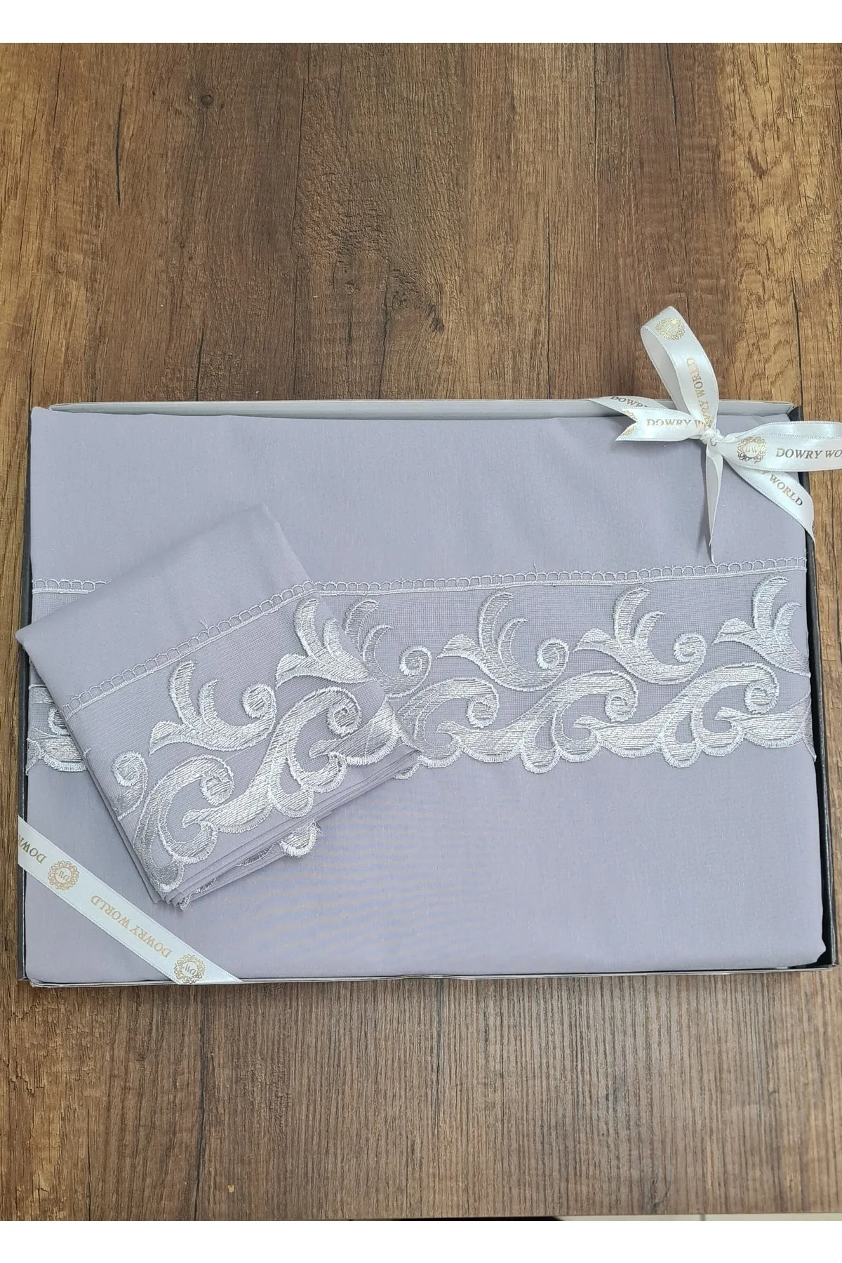Çeyiz Diyarı  Belinda Bettbezug-Set mit französischer Spitze, Grau