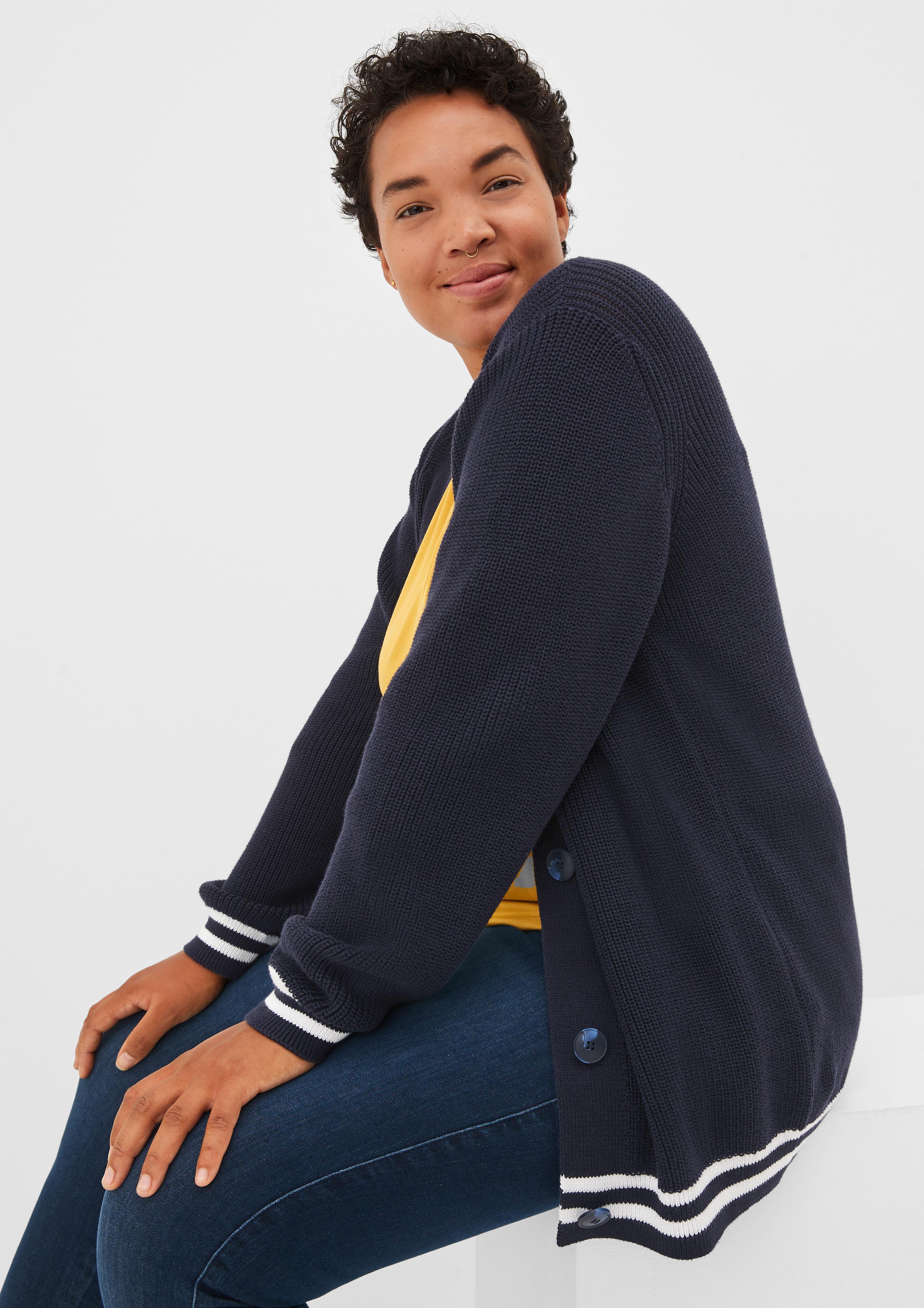 Strickjacke mit Kontraststreifen  2121968-5959