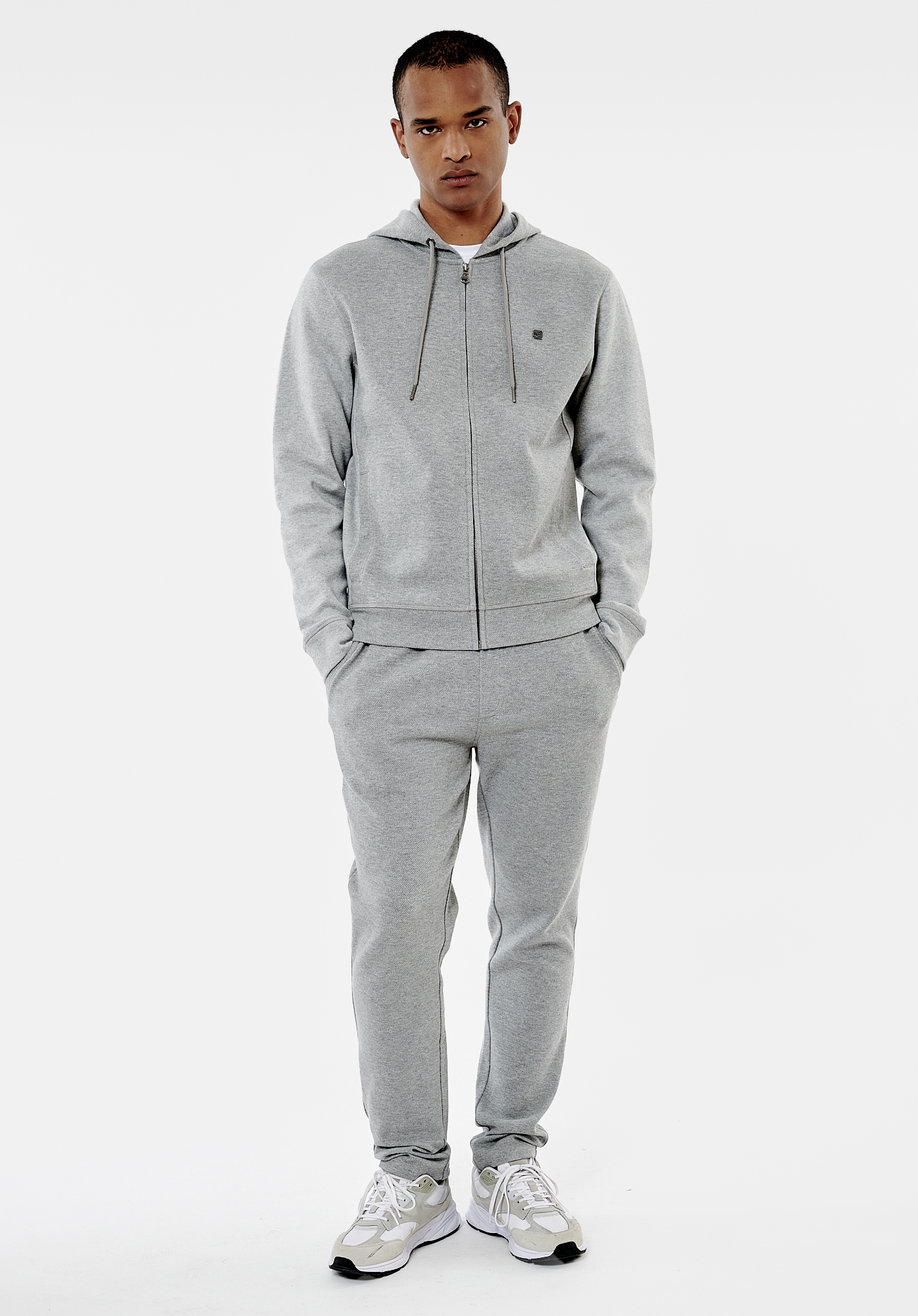 VOHO   Sweat zippé gris homme