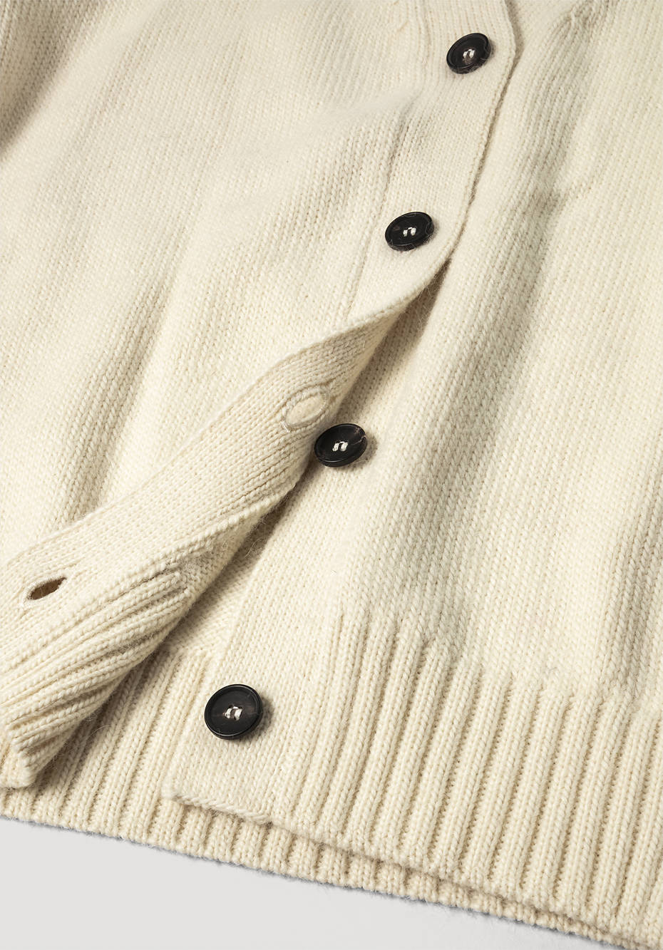 Strickjacke aus Alpaka und Schurwolle