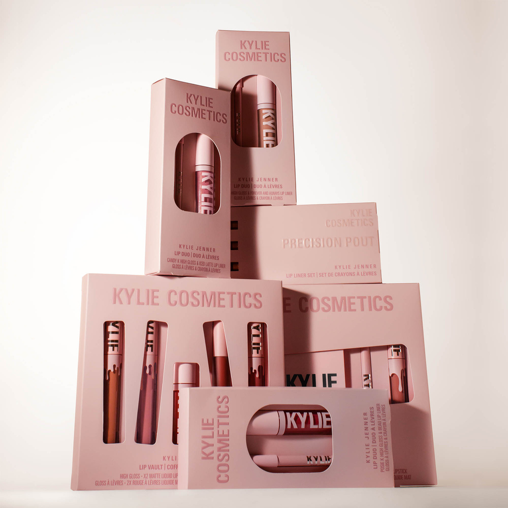 kylie by kylie jenner Coffret cadeau Maquillage Produits de maquillage