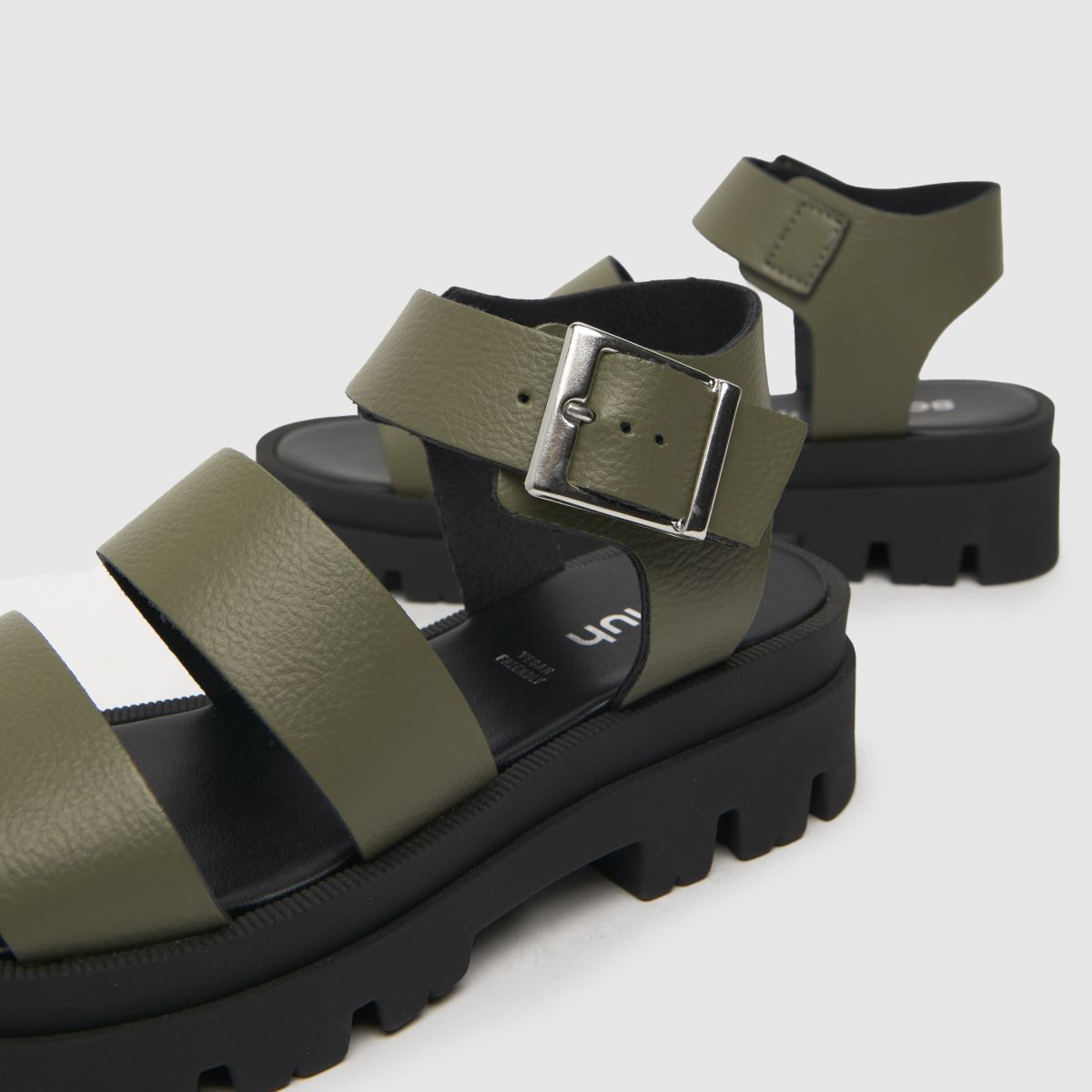 Mohutné sandály Schuh Tate v khaki barvě
