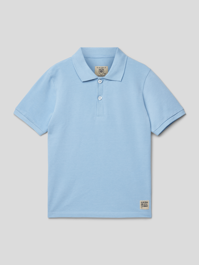 Poloshirt mit Label-Patch in hellblau